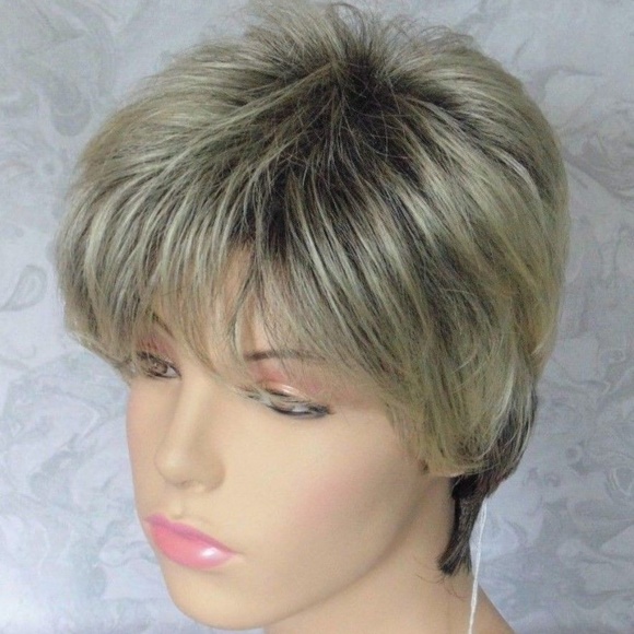 Short Dark Brown Blonde High Heat Resistant Wig